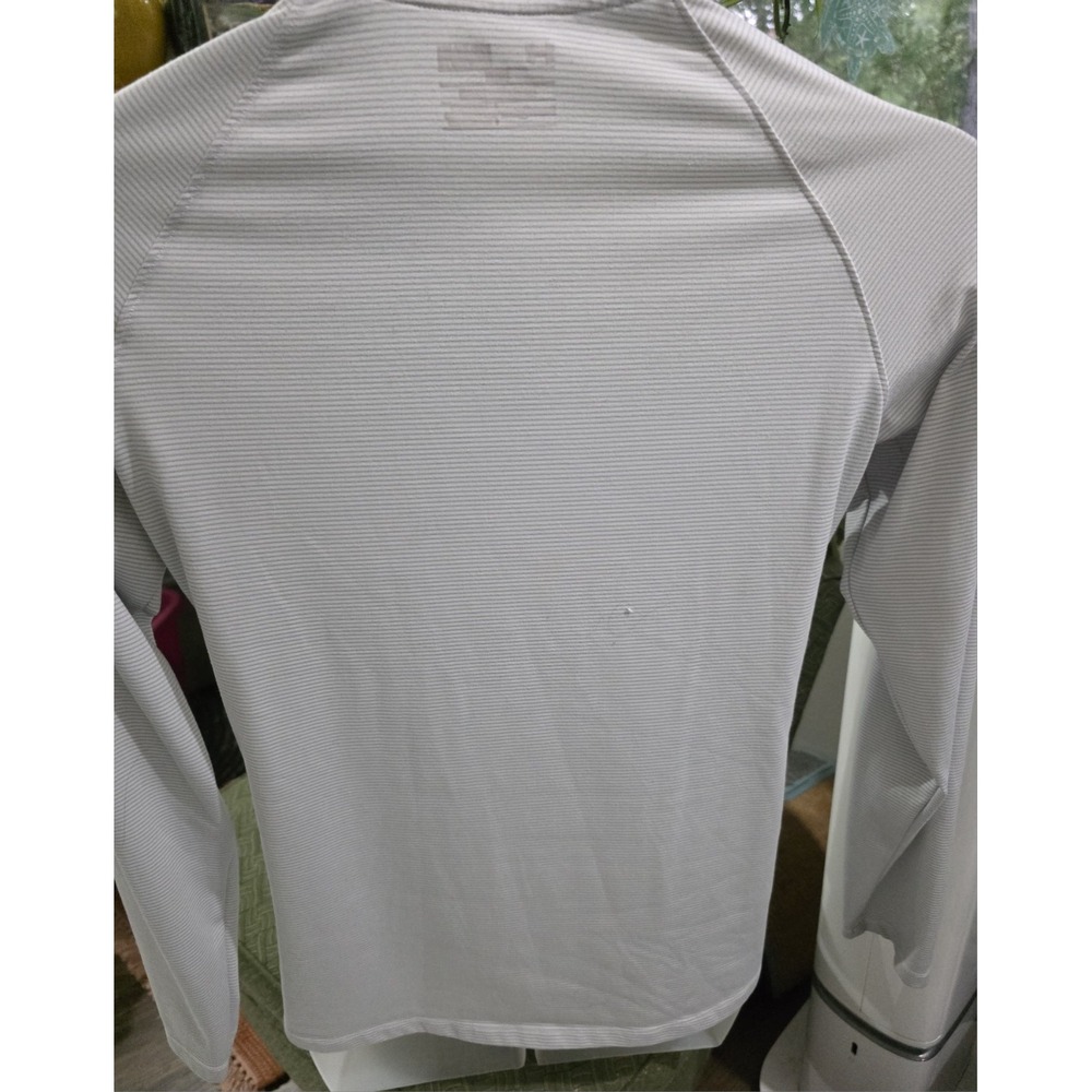 Under Armour Heatgear women Medium Loose Gray/white Stripe 1/4 Zip Gorp Athletic - Picture 3 of 5